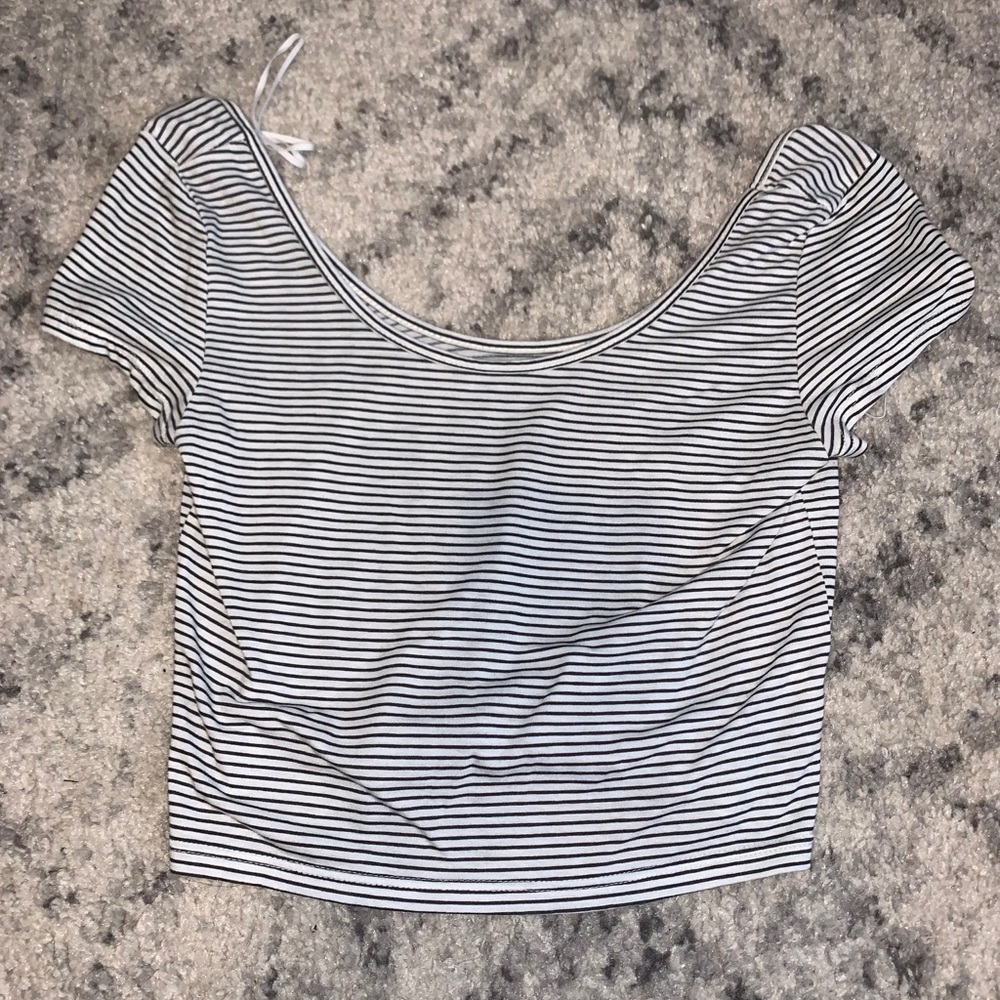 XS crop top